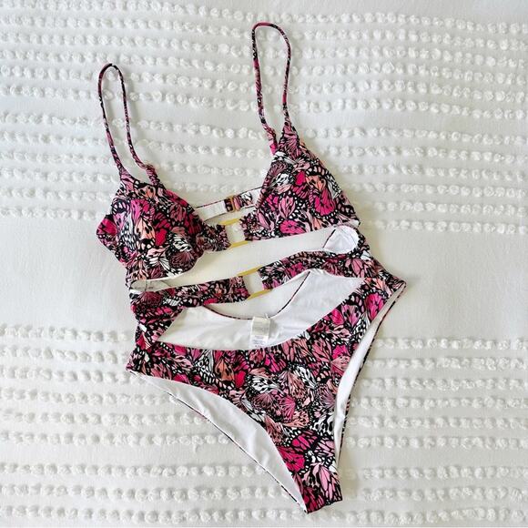 NEW L*space Trinity Cutout One-Piece Swimsuit in Wings N Things sz XL - Picture 1 of 7